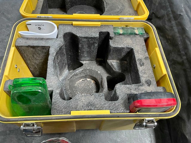 Futech procross 8.0ds bouwlaser - afbeelding 7 van  11