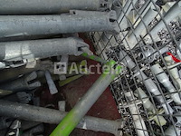 Gaasbak met 85 steigerdwarsliggers - afbeelding 3 van  7