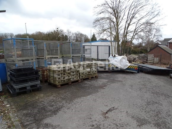 Gaasbakken, steigerelementen, trailerplatform