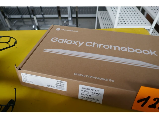 Galaxy chromebook samsung + drone - afbeelding 3 van  5