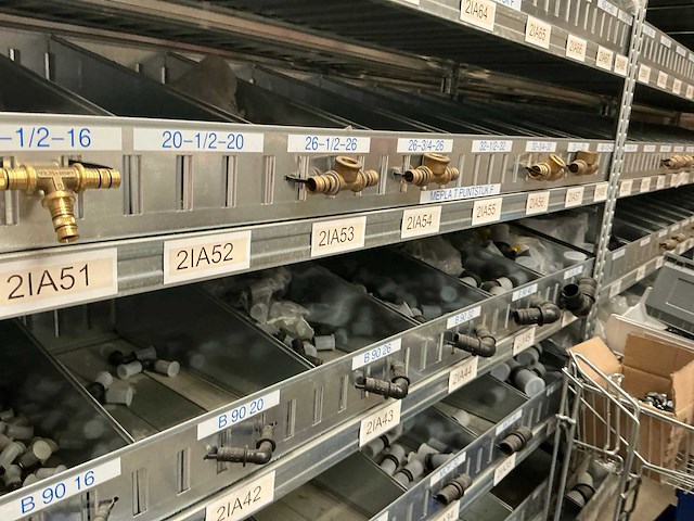 Galva magazijnstelling met inhoud - afbeelding 4 van  8