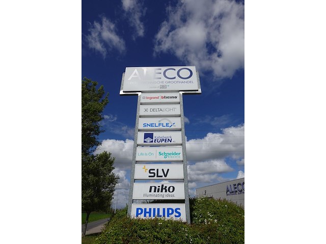 Galva reclame totem - afbeelding 1 van  3