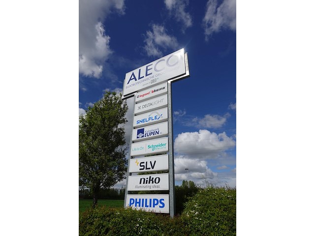 Galva reclame totem - afbeelding 2 van  3