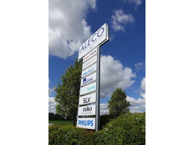 Galva reclame totem - afbeelding 3 van  3