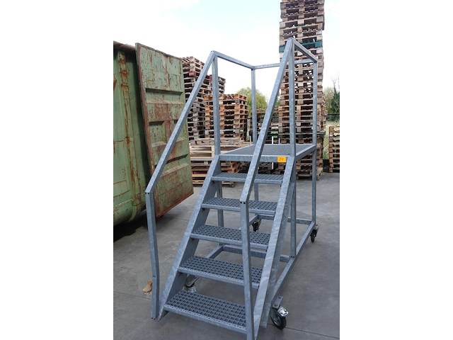 Galva verrijdbare platformtrap - afbeelding 2 van  4