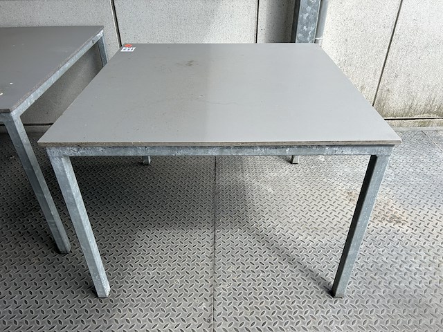 Galvanisé tafel met volkern blad - afbeelding 1 van  2