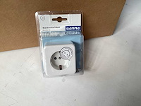 Gamma andes wandcontactdoos randaarde (77x) - afbeelding 1 van  4