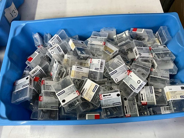 Gamma diverse bevestigingsmaterialen (85x) - afbeelding 1 van  6