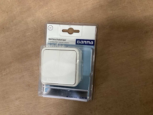 Gamma opbouw serieschakelaar (132x) - afbeelding 1 van  4