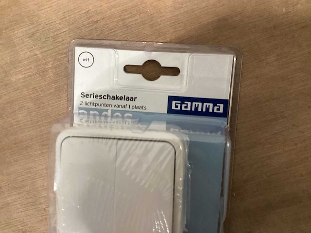 Gamma opbouw serieschakelaar (70x) - afbeelding 2 van  4
