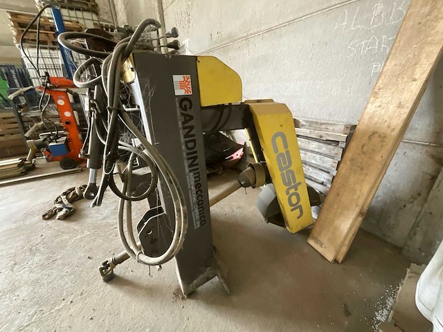 Gandini meccanica castor ça 721 ps stump grinder - afbeelding 10 van  17