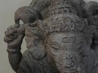 Ganesha beeld, de hindoegod met olifantenhoofd ±50cm hoog - afbeelding 2 van  3