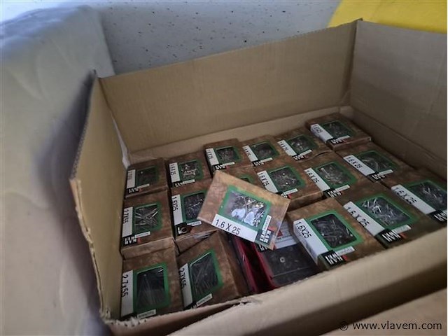 Garage rechts - afbeelding 33 van  39