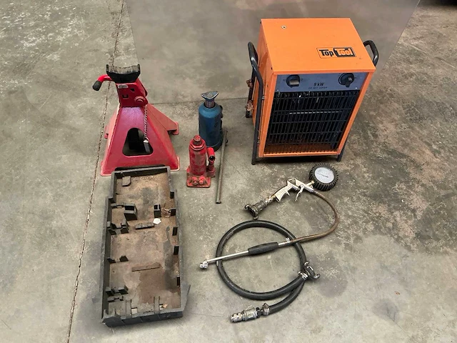 Garage toebehoren en 9kw verwarming garagekrik - afbeelding 1 van  6