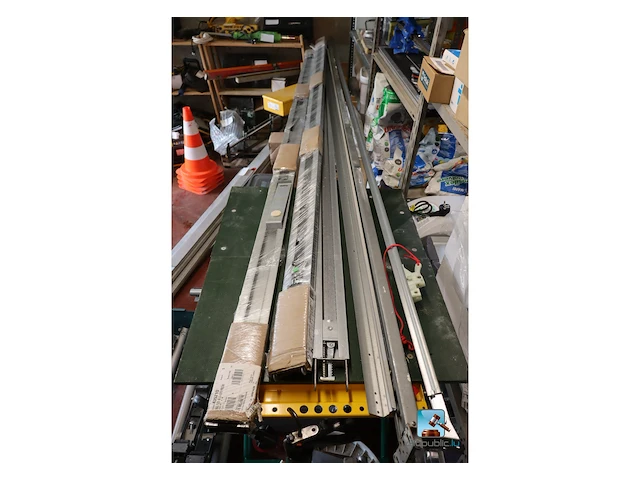 Garagedeurmotoren met rails - afbeelding 12 van  27