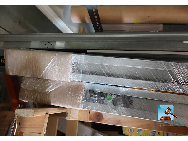 Garagedeurmotoren met rails - afbeelding 23 van  27