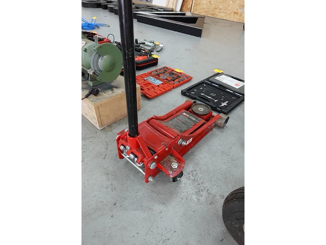Garagekrik 3000kg - afbeelding 1 van  4