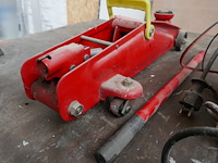 Garagemateriaal - afbeelding 2 van  4