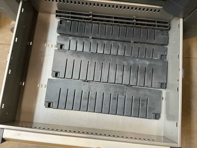 Garant gereedschapswagen - afbeelding 4 van  12