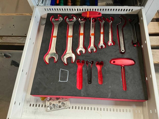 Garant mobiele werkbank - afbeelding 6 van  8