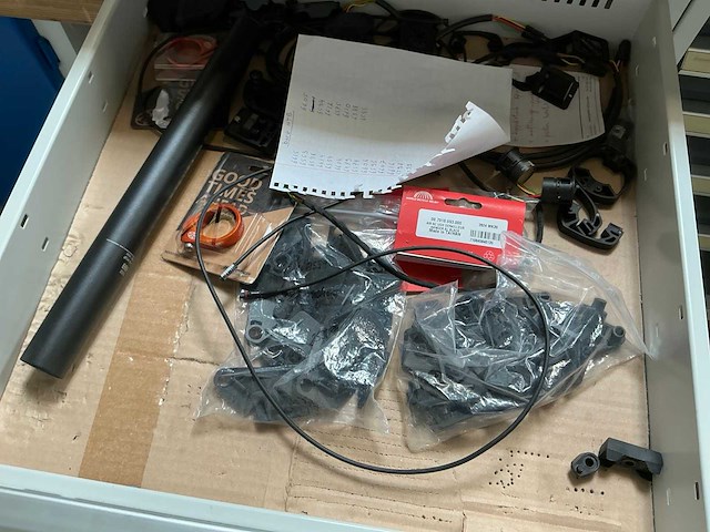 Garant werkbank met ladekasten - afbeelding 2 van  12