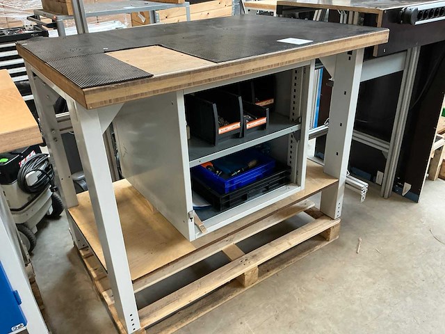 Garant werkbank - afbeelding 1 van  4