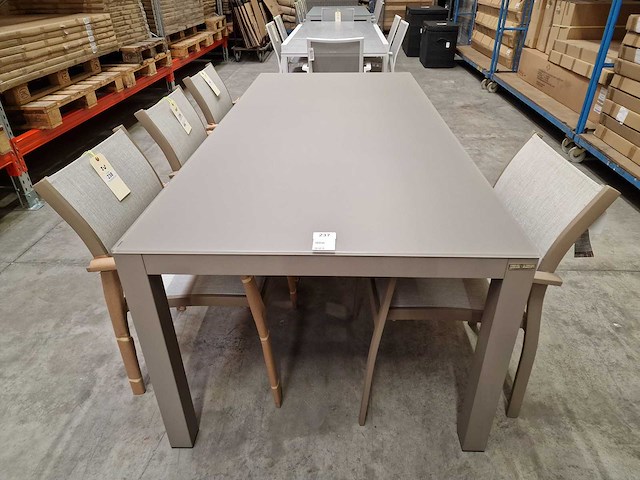 Garden prestige - alu tuintafel cleopatra champagne mat 220 x 100cm + taupe glas - afbeelding 2 van  4