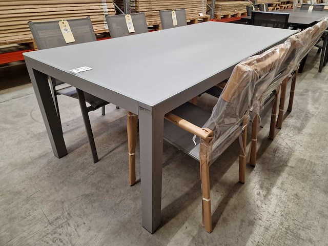 Garden prestige - alu tuintafel cleopatra warm grijs mat 220 x 100cm + lichtgrijs glas - afbeelding 1 van  4