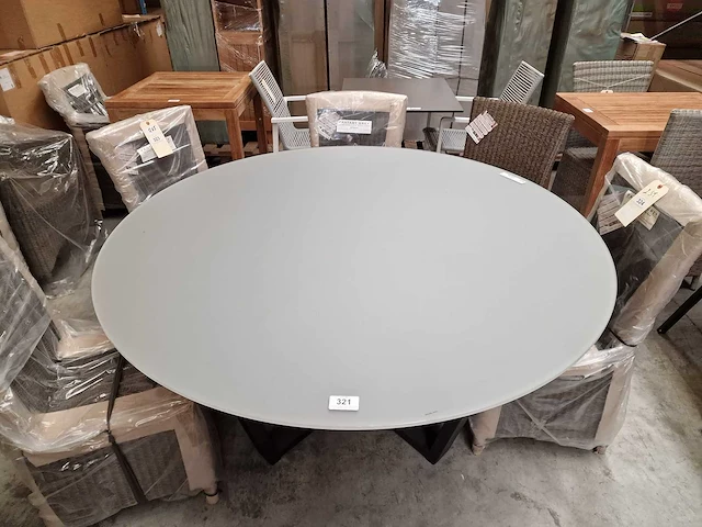 Garden prestige - alu tuintafel elise antraciet dia 150cm - lichtgrijs glas - afbeelding 2 van  4