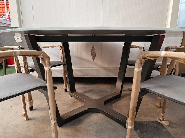 Garden prestige - alu tuintafel elise antraciet dia 150cm - lichtgrijs glas - afbeelding 4 van  5
