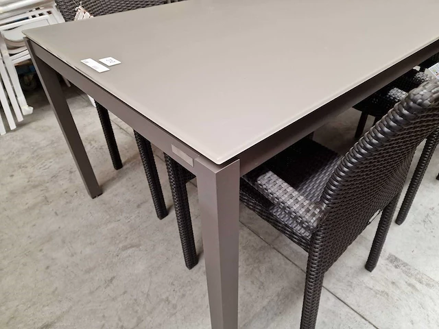 Garden prestige - alu tuintafel juma taupe grijs 220 x 100cm + taupe glas - afbeelding 4 van  4