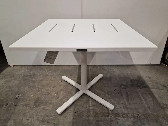 Garden prestige - alu tuintafel suisse 80 x 80cm wit full alu - afbeelding 6 van  11