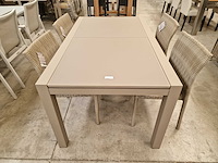 Garden prestige - alu tuintafel uitschuif lissabon champagne mat - afbeelding 8 van  9