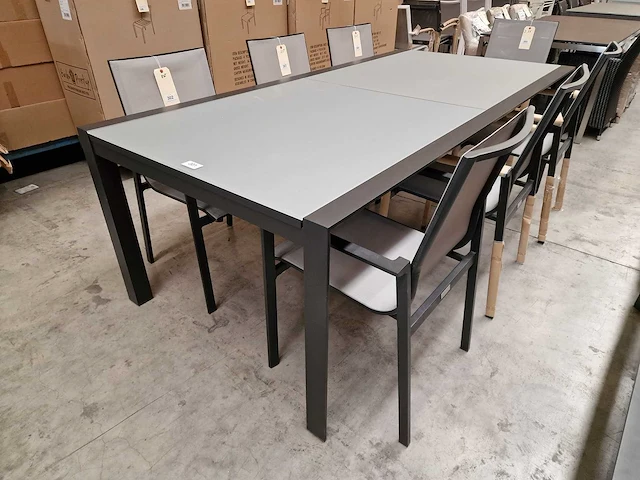 Garden prestige - alu tuintafel uitschuifbaar geneve xl 220-340 x 106cm charcoal - afbeelding 7 van  10