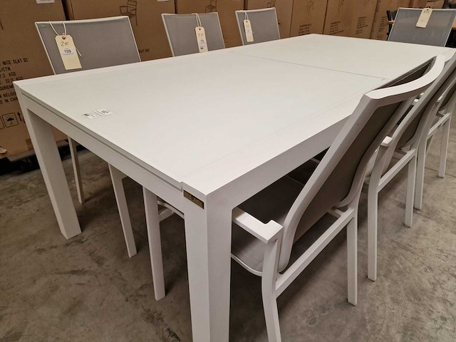 Garden prestige - alu tuintafel uitschuifbaar lissabon wit mat 220-330 x 106cm - afbeelding 2 van  10