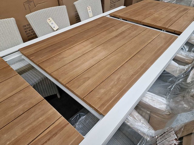 Garden prestige - alu tuintafel uitschuifbaar lissabon wit-teak 220-330 x 106cm - afbeelding 8 van  11
