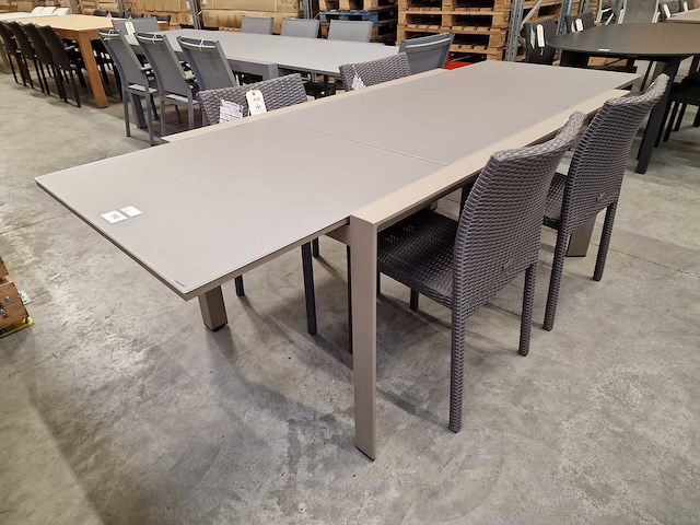 Garden prestige - alu tuintafel uitschuifbaar zurich champagne mat - afbeelding 1 van  11