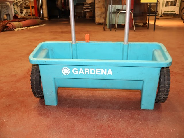 Garden strooier - afbeelding 2 van  4