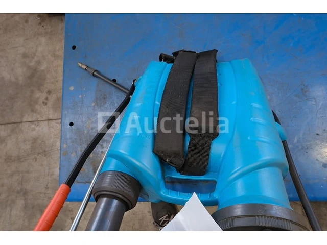 Gardena comfort handspuit 12 liter - afbeelding 3 van  6