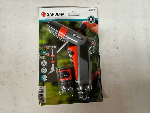 Gardena display classic spuitpistool en koppeling - afbeelding 3 van  5