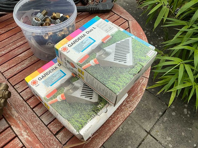 Gardena duo l ongebruikt beregeningsapparatuur (3x) - afbeelding 2 van  4