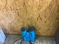 Gardena en toolland onkruidbrander en sproeier - afbeelding 2 van  3