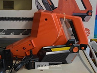 Gardena heggenschaar op accu en 1 accu stofzuiger - afbeelding 2 van  7