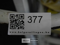 Gardena heggenschaar op accu en 1 accu stofzuiger - afbeelding 6 van  7