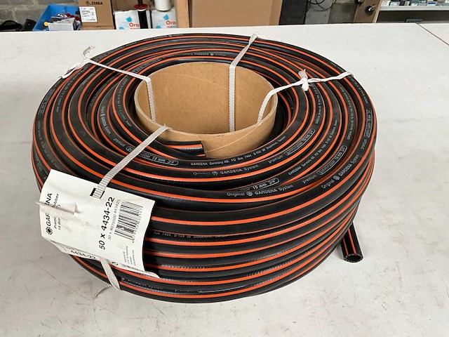 Gardena premium rubber tuinslang 19mm 3/4” 50 meter - afbeelding 1 van  2