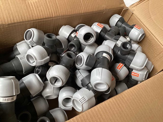 Gardena t-stuk 32x3/4”x32 (40x) - afbeelding 1 van  4