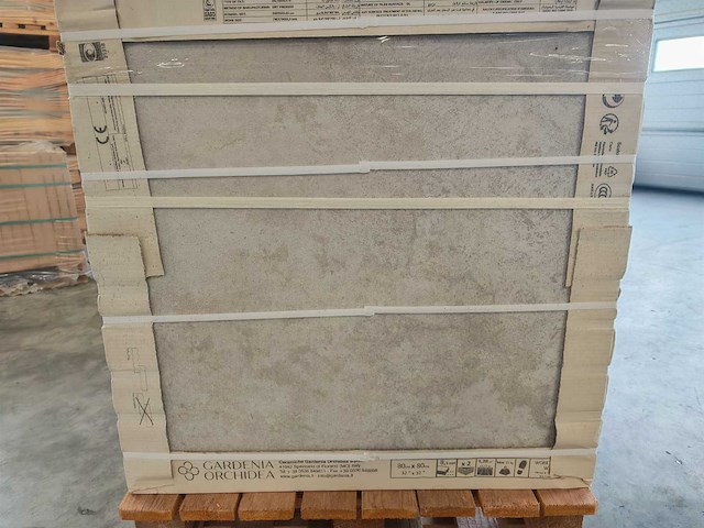 Gardenia amboise calce mat 80x80 cm tegel 44,16 m² - afbeelding 1 van  8