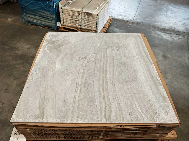 Gardenia bohemme greige mat 100x100 cm tegel 48 m² - afbeelding 1 van  7