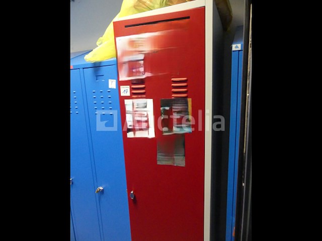 Garderobe - afbeelding 2 van  4