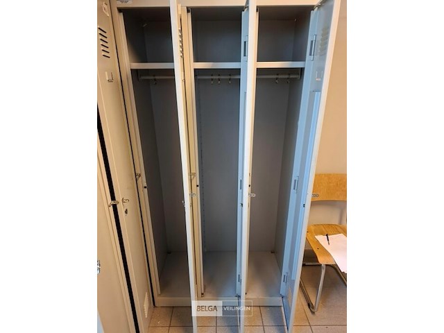 Garderobekast - afbeelding 1 van  4
